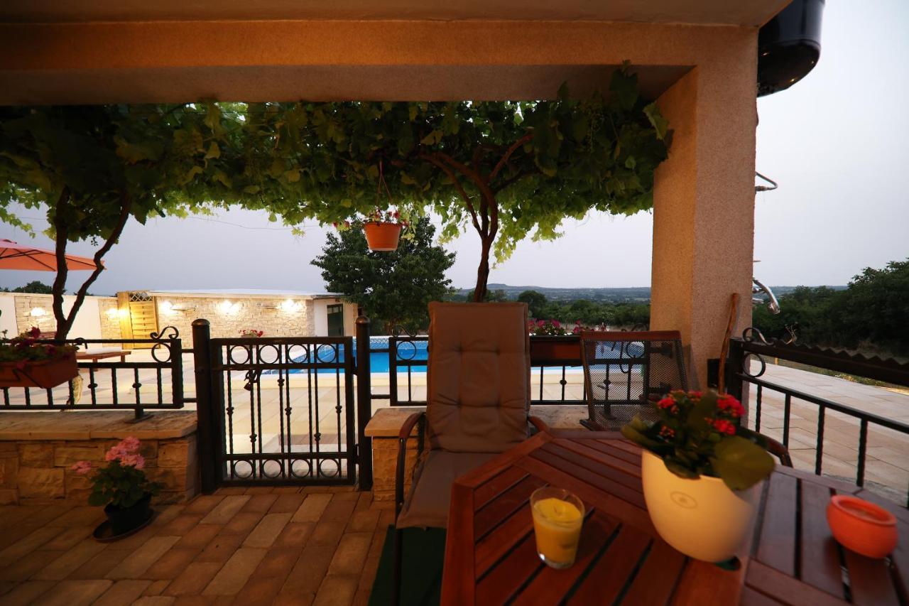 Country House Korlat Бенковац Екстериор снимка