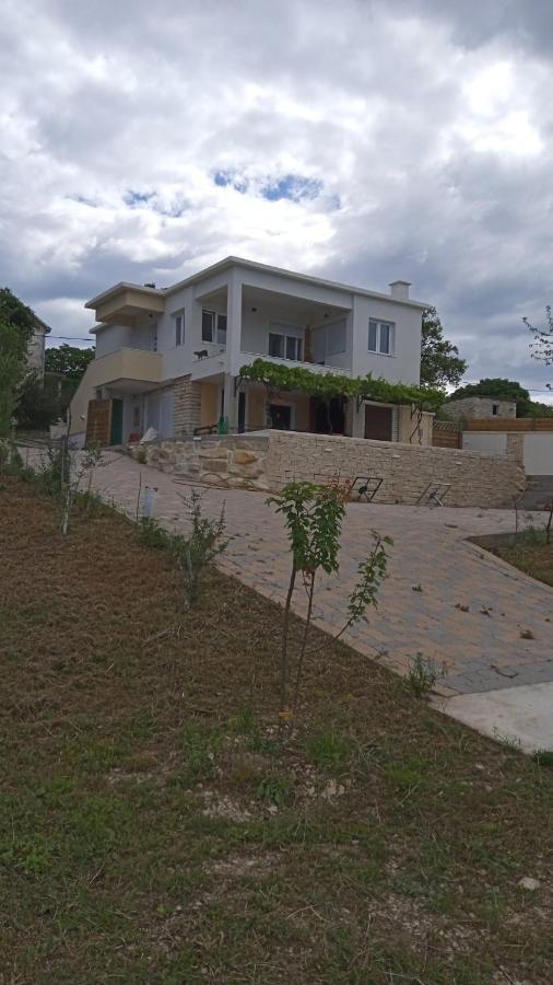 Country House Korlat Бенковац Екстериор снимка